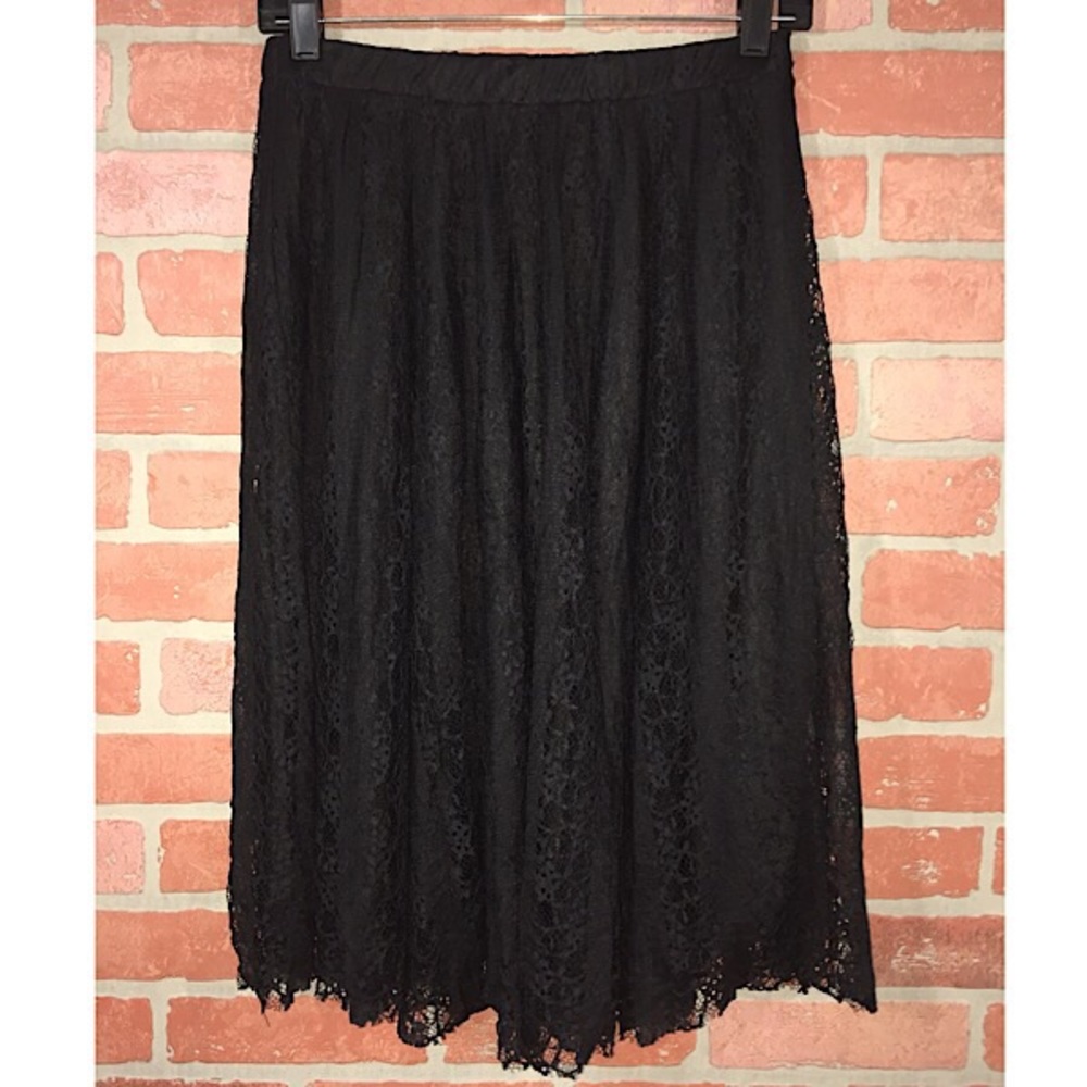 Bobeau Stretchy Boho Black Lace A-Line Skirt